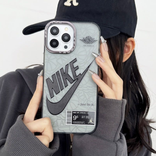 iphone16/16proケース ナイキ iphoneケース 韓国 iphone15/14proケース スポーツブランド メンズ iphone ケース 頑丈 nike iphoneケース かっこういい - 画像 (2)
