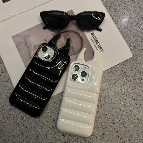 Urban Sophistication iphone16ケース アーバンソフィスティケーションThe Puffer Case Devil in Red ブランド iPhone15/14pro ケース 人気 キラキラ スマホケース iPhone13/12カバー - 画像 (6)
