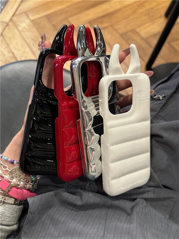 Urban Sophistication iphone16ケース アーバンソフィスティケーションThe Puffer Case Devil in Red ブランド iPhone15/14pro ケース 人気 キラキラ スマホケース iPhone13/12カバー - 画像 (11)