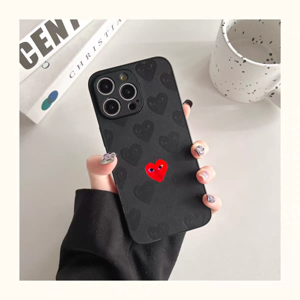 COMME des GARÇONS iphoneケース ブランド スマホケース iPhone16/16proケース  スエード コムデギャルソン アイフォン15/14ケース 携帯 ケース 愛 ハート iphone13/12 カップルお揃い - 画像 (3)