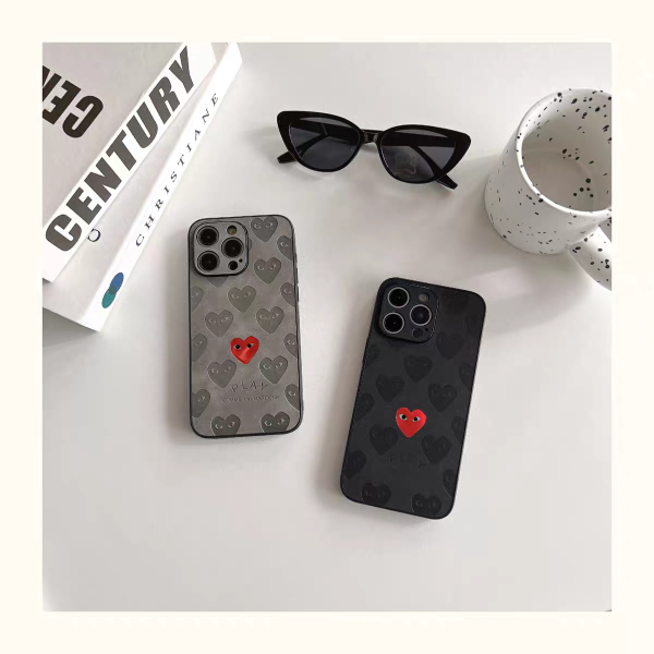 COMME des GARÇONS iphoneケース ブランド スマホケース iPhone16/16proケース  スエード コムデギャルソン アイフォン15/14ケース 携帯 ケース 愛 ハート iphone13/12 カップルお揃い - 画像 (8)