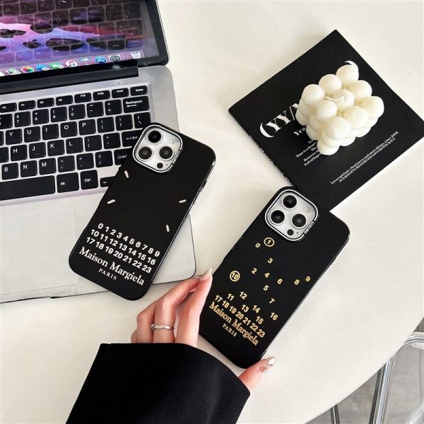 メゾン マルジェラ iPhone16ケース ハイブランド アイフォン15ケース margiela メンズ マルジェラ スマホケース 人気ブランド  iphone14pro/13/12 promax ケース 格好いい - 画像 (10)