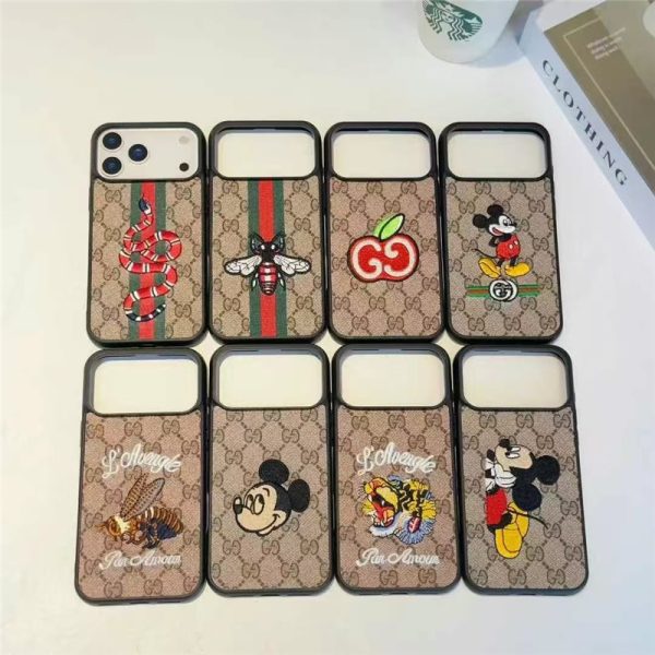 グッチ ミッキー iphone17 ケース ハイブランド iphone17pro/17promaxケース キャラクター スマホケース gucci 蛇 蜂 アイフォン16/16pro ケース 可愛い ブランド iphone15/14 携帯ケース スーパーコピー