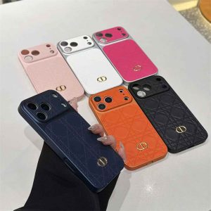 dior 風 iphone17/air ケース キルティング iphone17pro/16proケース iphone16promax/15pro/14 ケース 大人 可愛い ブランド スマホケース 人気 ブランド 女性 CDロゴ付き